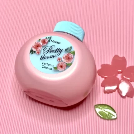 بودرة معطرة للجسم ميستين بريتي بلومز برائحة الزهور والفواكه اللذيذة 100جم Mistine Pretty Blooms Perfume Talcum