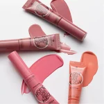 إيسنس بيبي غوت بلاش السائل 20 بلاش بيري 10مل Essence Baby Got Blush Liquid Blush 20 Blushin Berry 
