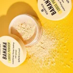 بودرة تثبيت منثورة بانانا من ايسنس Essence Banana Loose Powder