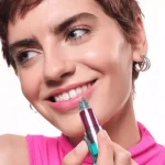 ايسنس أحمر شفاه متغير اللون أكوا جيلي 2.8ج Essence Aqua Jelly Colour Changing Lipstick