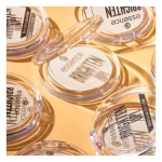 إيسنس بودرة بانانا لتفتيح وتثبيت المكياج 20 بابابانانا Essence Brighten Up! Banana Powder 20