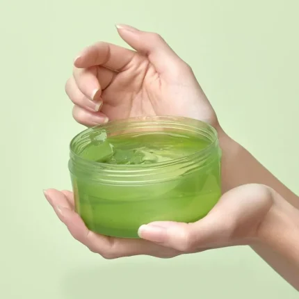 3W كلينك جل الألوفيرا المهدئ 98% حجم 300 مل 3W Clinic 98% Aloe Vera Soothing Gel 300ml