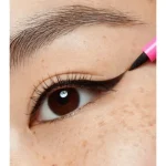 ايلاينر ايسنس لاين إت لايك أ برو درجة 01 أسود Essence Line It Like A Pro Eyeliner 01 Black 1.2ml